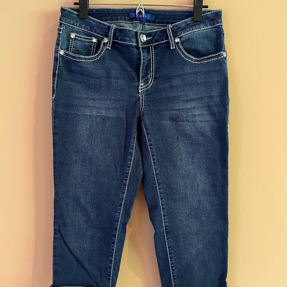 Apt. 9 Blingy Capri Jeans